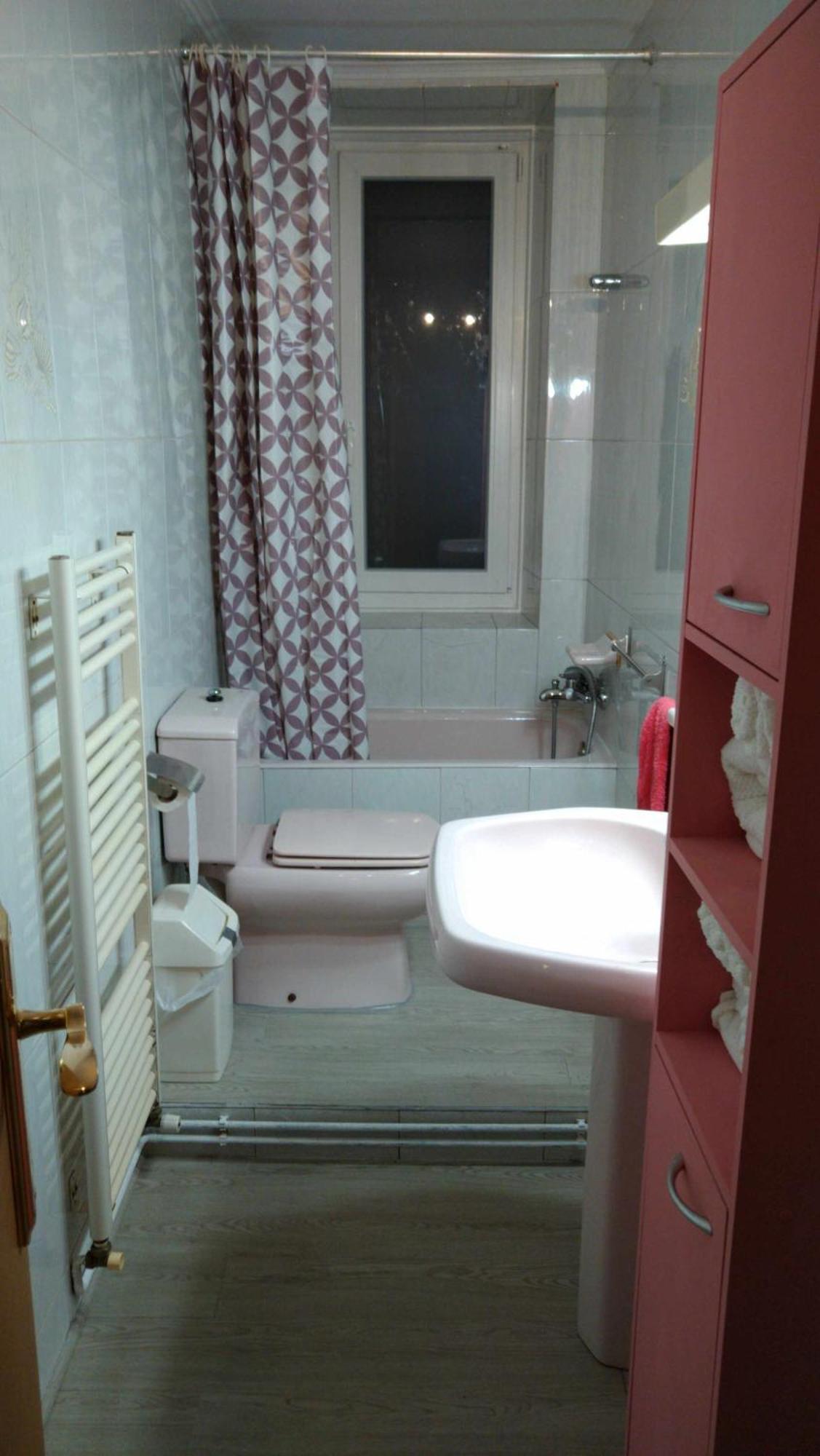 Piso Rio Nervion 15 Minutos Bilbao Apartment Ugao-Miraballes Exterior foto