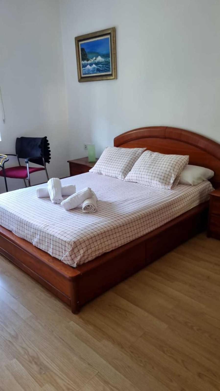 Piso Rio Nervion 15 Minutos Bilbao Apartment Ugao-Miraballes Exterior foto
